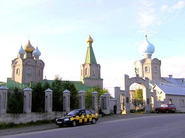 Комплекс Свято-Никольского кафедрального  собора, улица Зелёная, дом 11. Мурманск.