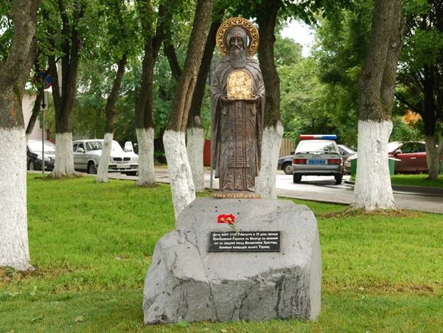Памятник основателю  Вологды