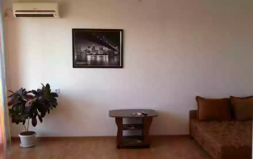 улица Волжской Военной Флотилии, 80