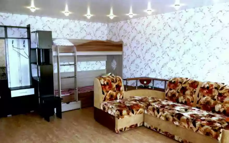 проспект 50 лет Октября, 24