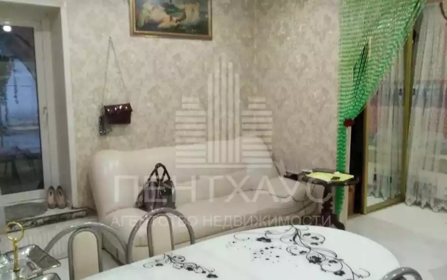 Княгининская ул., 3