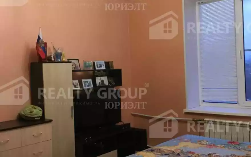 Академика Патона/Бажова, 8/4