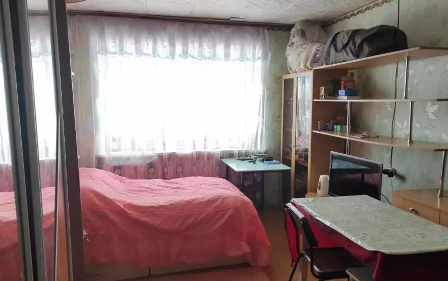 Юности, 3