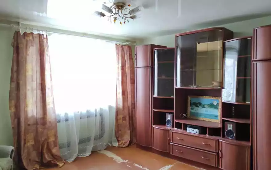 Металлургов, 60