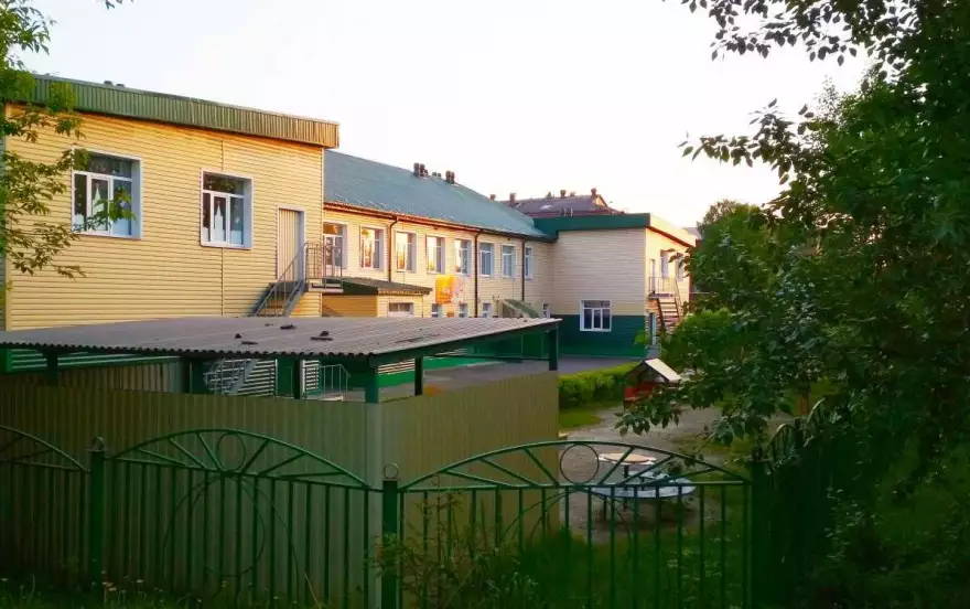Жуковского, 22