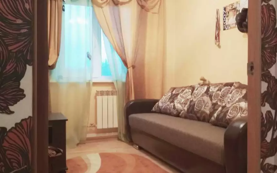 Сабурова, 7