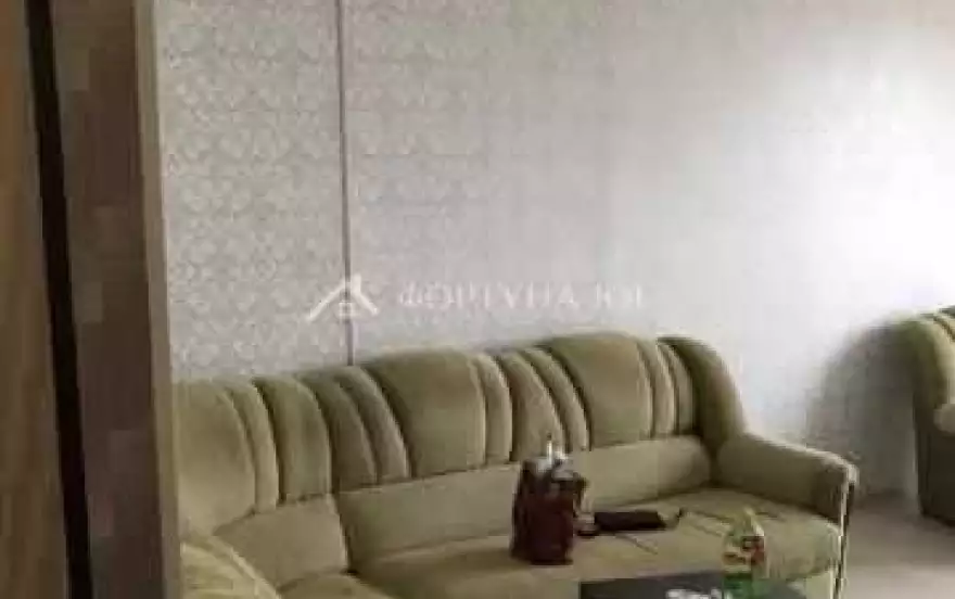 Лазурная улица, 10к1