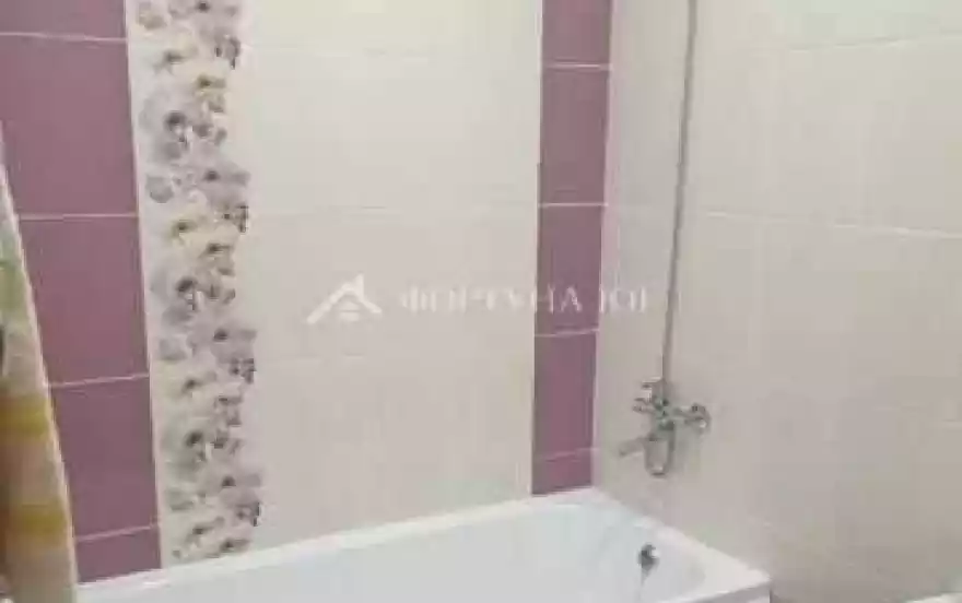 Восточная улица, 28