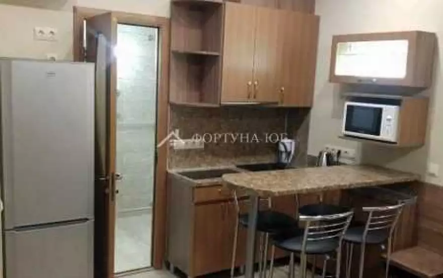 Крымская улица, 38