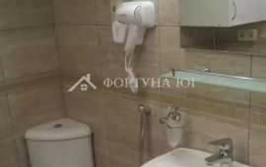 Крымская улица, 38