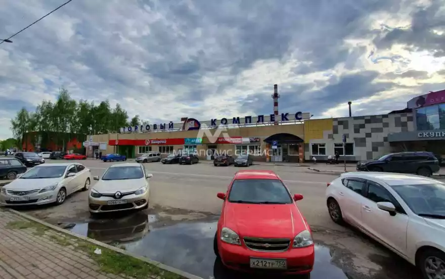 Красная улица, 10