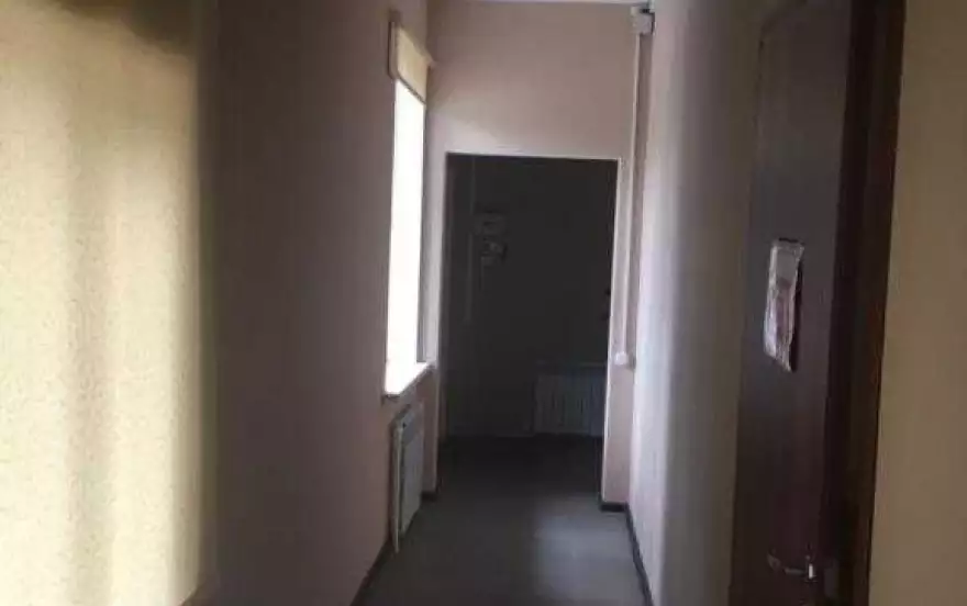 Центральная улица, -