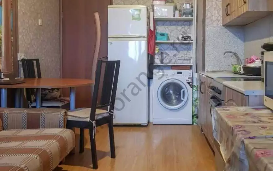 Горького улица, 12к1