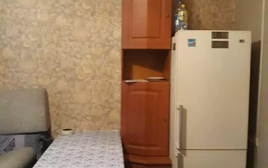 Горького улица, 33/25