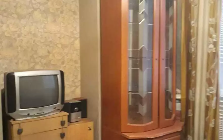 Горького улица, 33/25