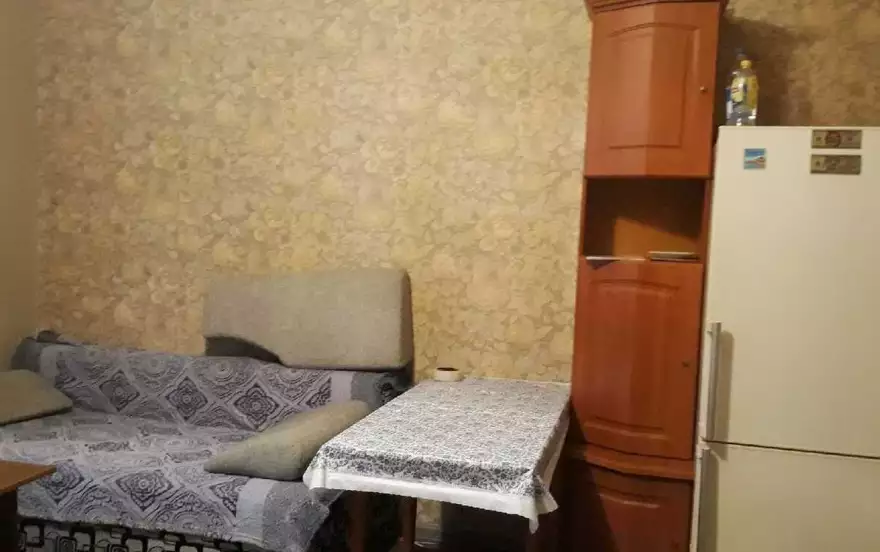 Горького улица, 33/25