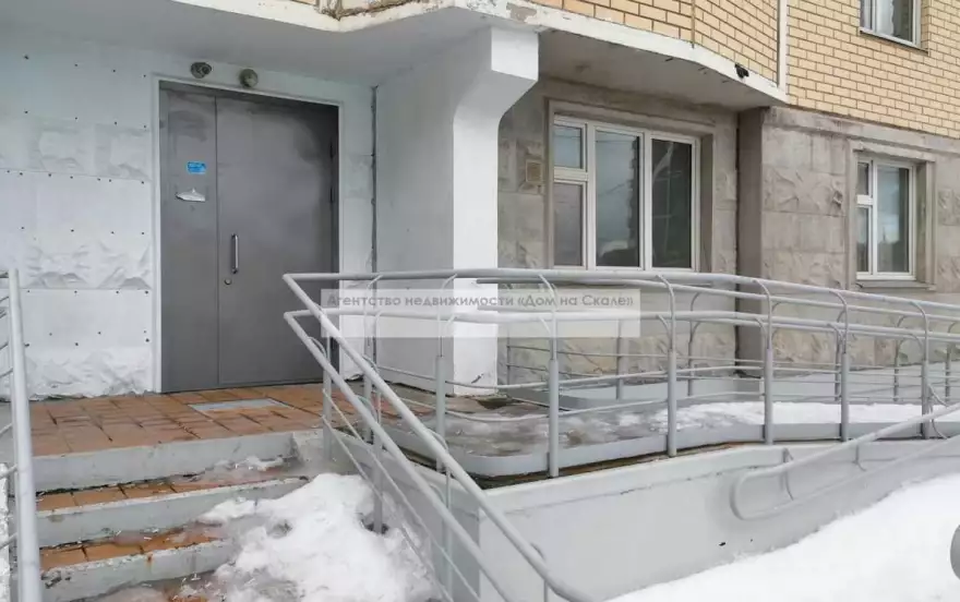 Пионерская улица, 30к8