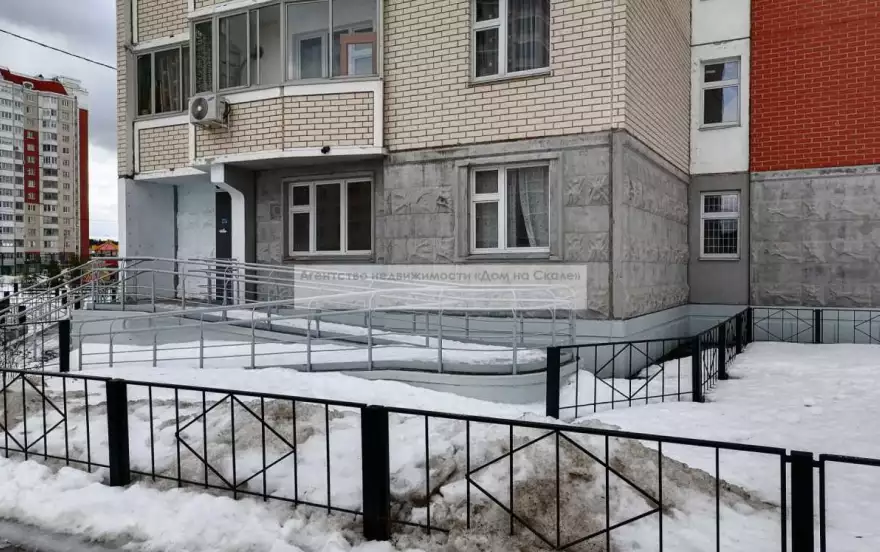 Пионерская улица, 30к8