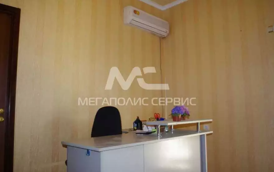 Революции улица