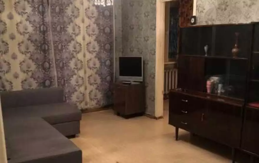 Гагарина улица, 76