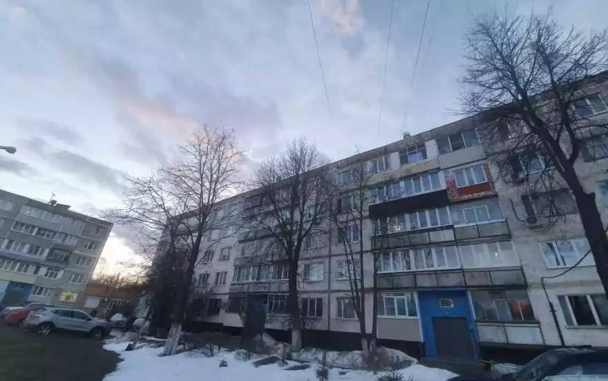 Гагарина улица, 98