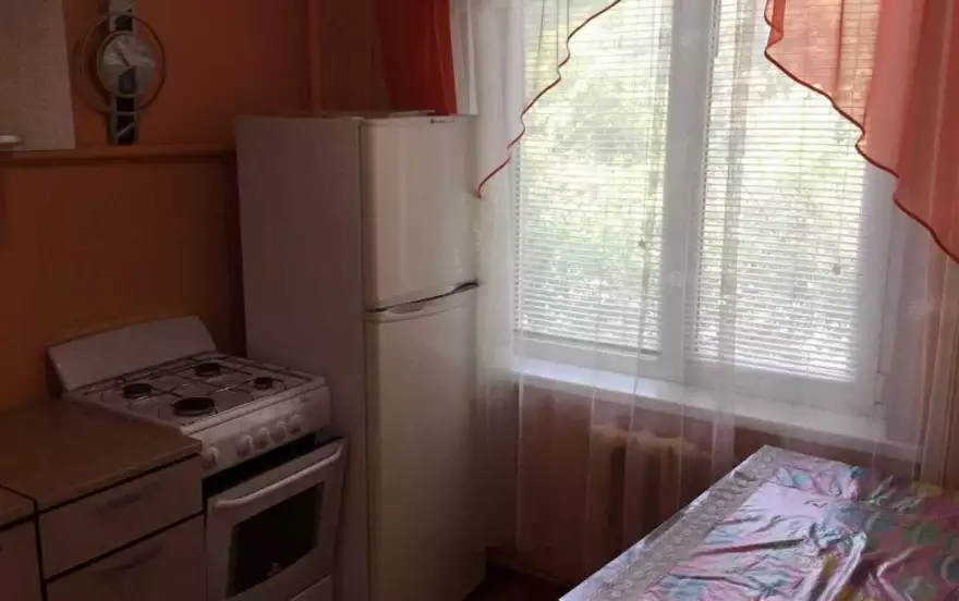 Калинина улица, 12