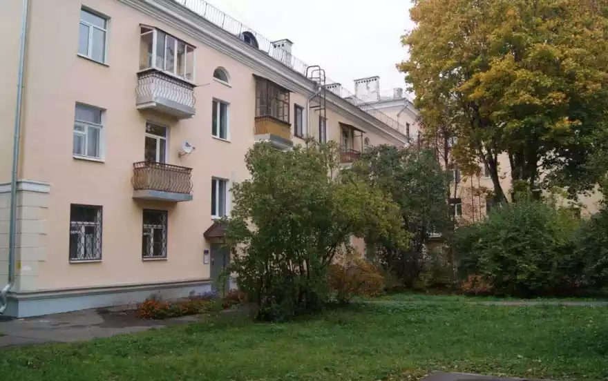 Дзержинского улица, 19