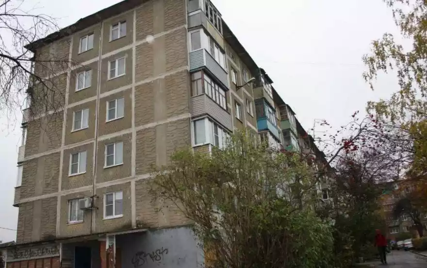 Московская улица, 1