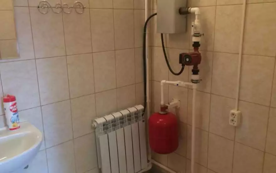 Комсомольская улица, -