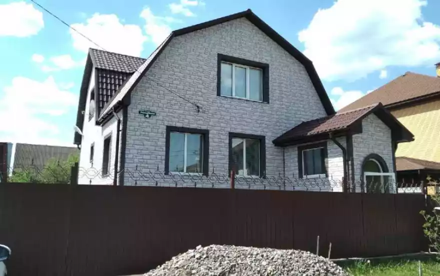 Молодёжная улица