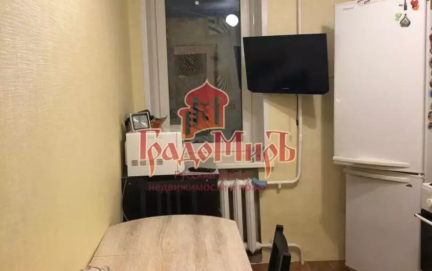 Добролюбова улица, 4