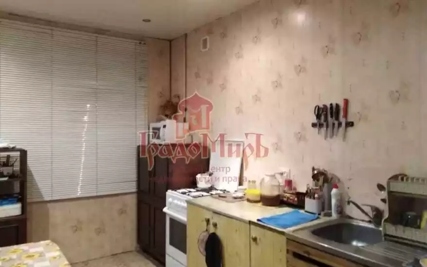 Орджоникидзе улица, 25