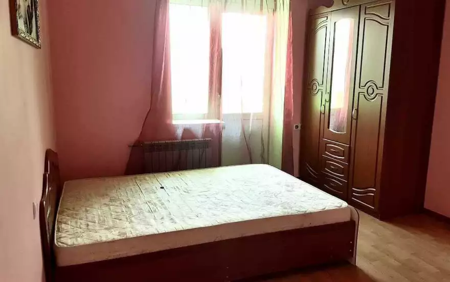 Охотная улица, 4