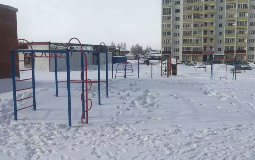 Твардовского улица, 22