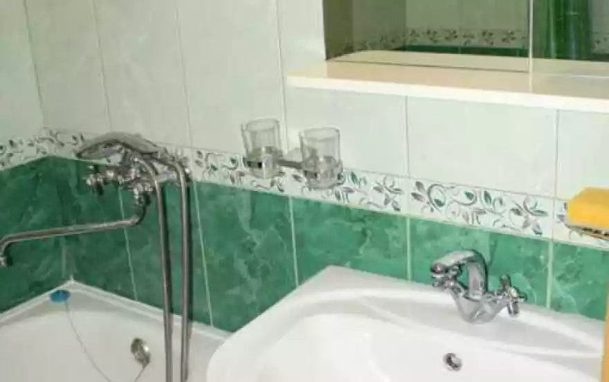 Татьяны Снежиной улица, 45/1