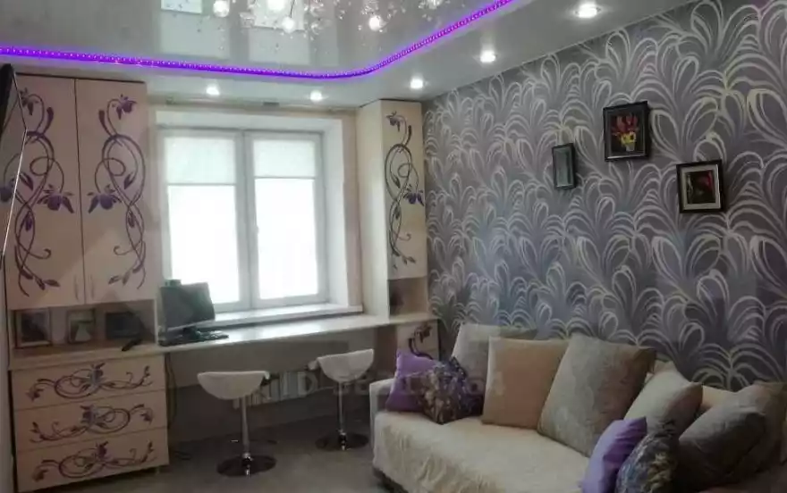 Надежды улица, 2