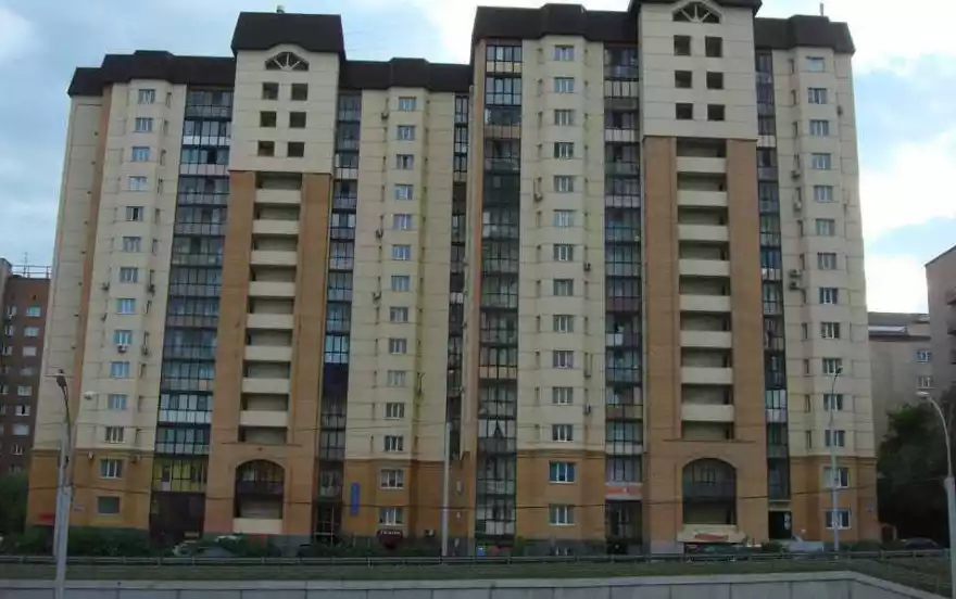 Ипподромская улица, 19