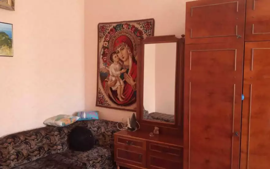 Земская улица, 6