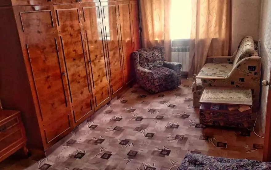 Земская улица, 6