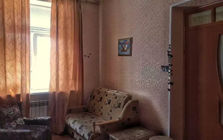 Земская улица, 6
