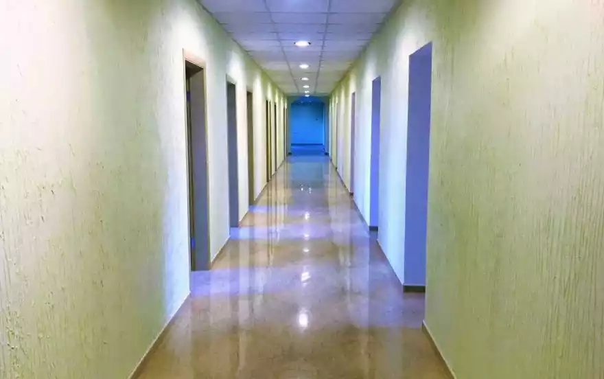 Украинская улица, 28