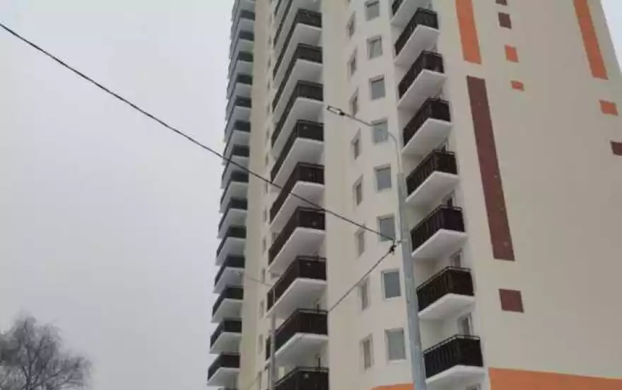 Центральная улица, 42