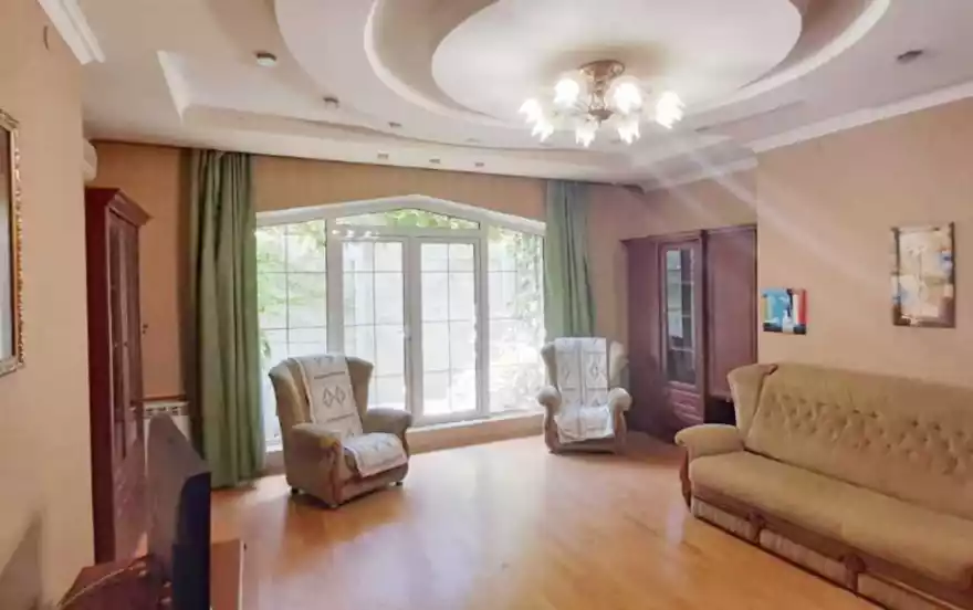 Крымская улица