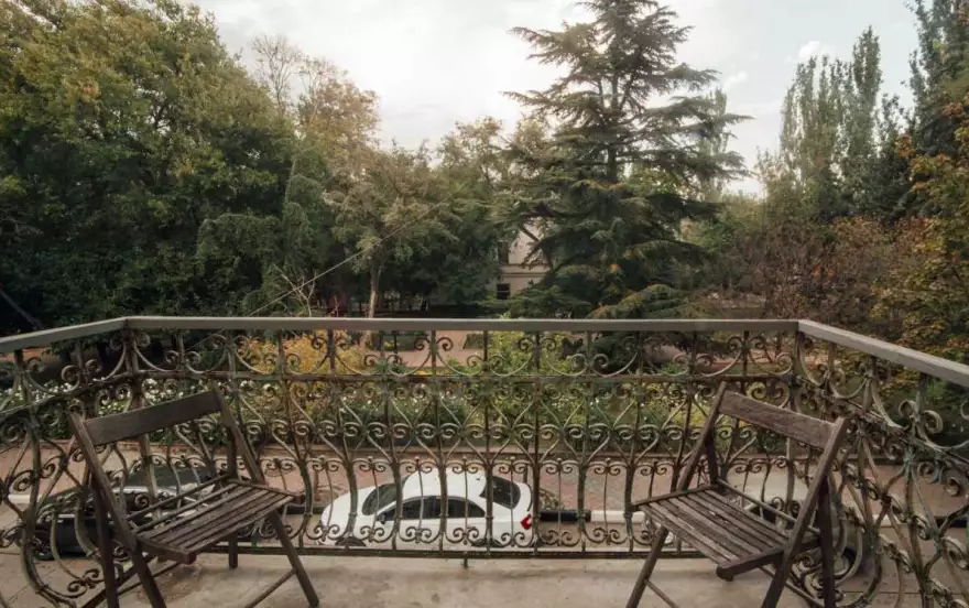 Украинская улица, 44