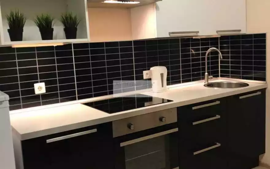 им. Котлярова Н.С. улица, 1