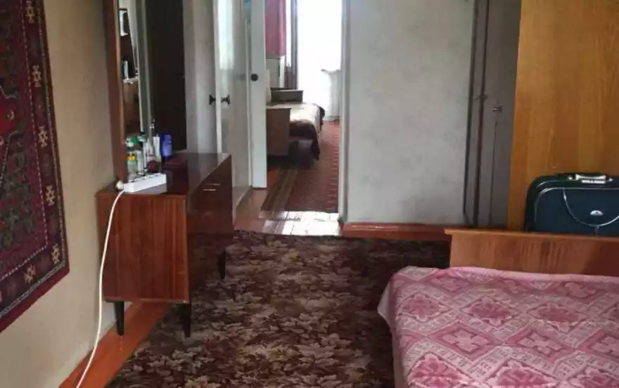 40 лет Октября улица, 25