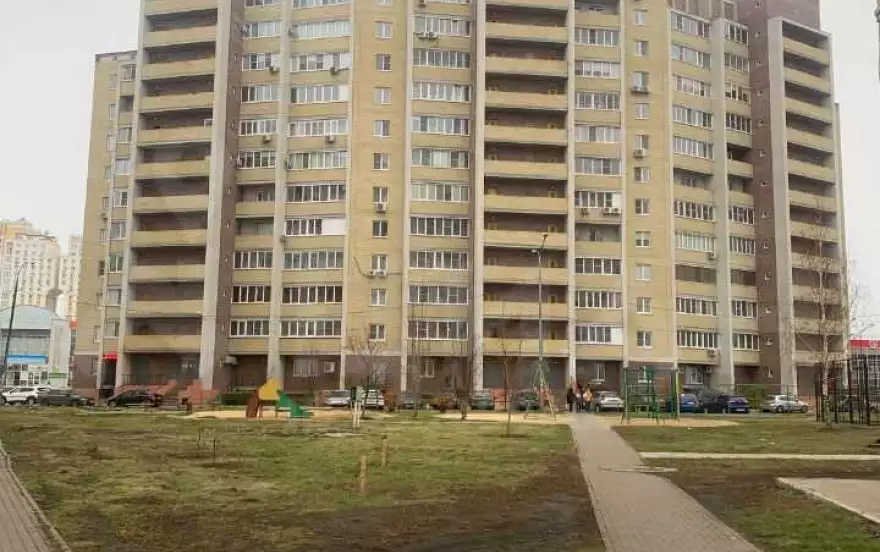 Шерстобитова улица, 8