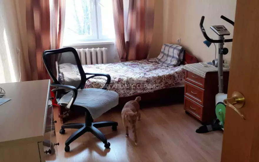 Красногвардейский б-р, 7