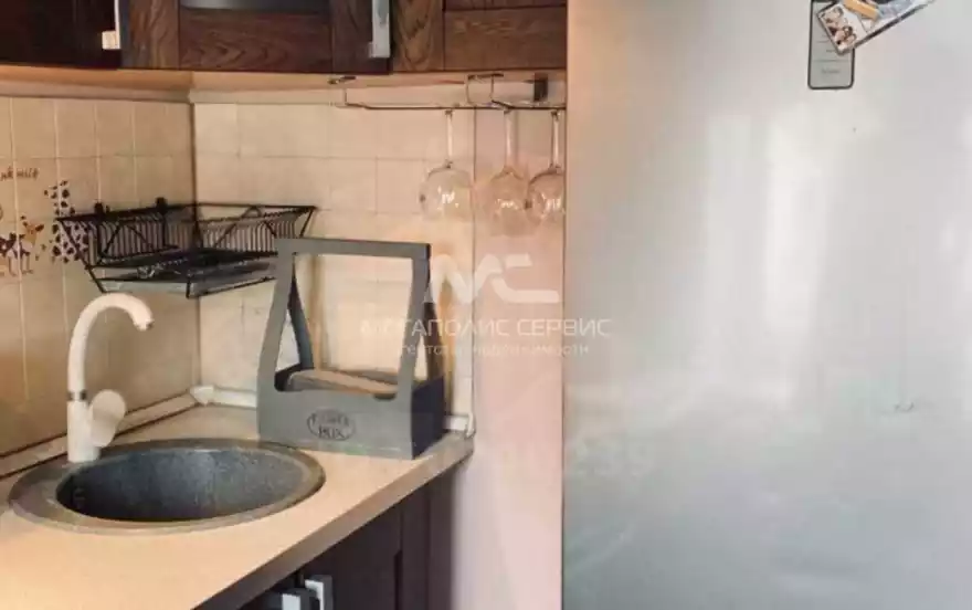 50 лет Октября пр-кт, 16