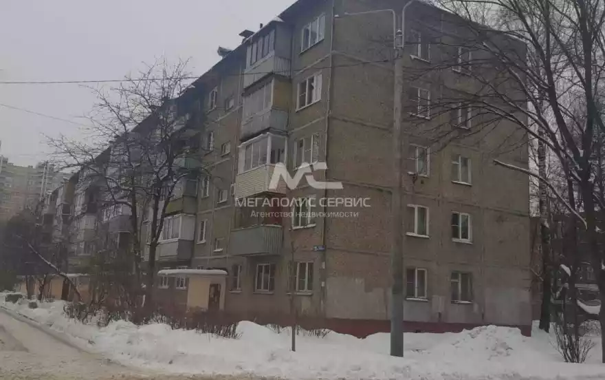 Юных Ленинцев пр-кт, 80А